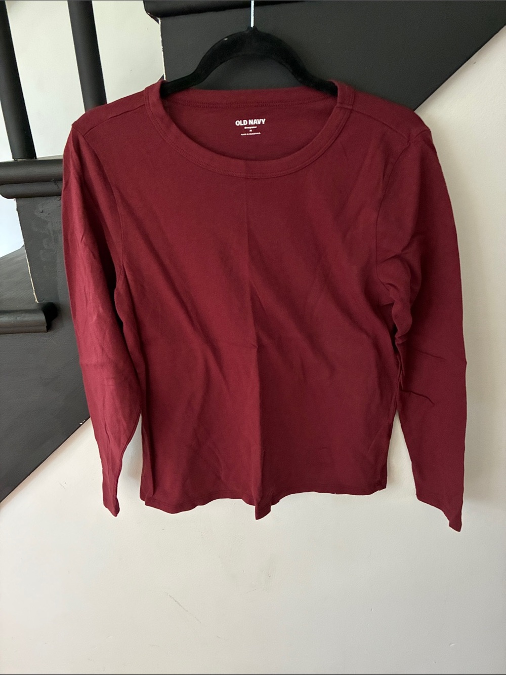 Old Navy long sleeve tee